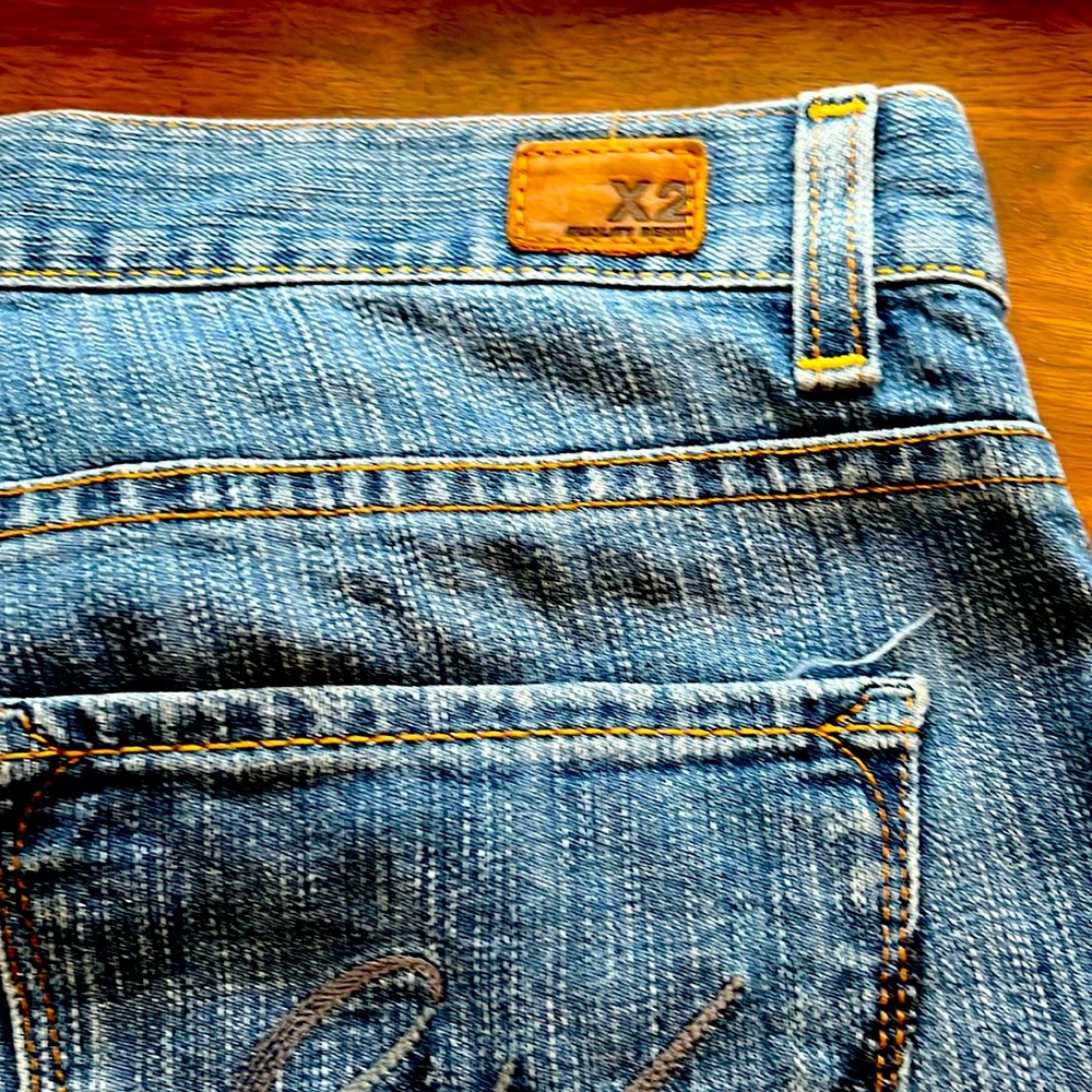 Womens X2 wide leg, low rise jeans size 6. Smoke-free home.